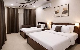 Al Huda Hotel